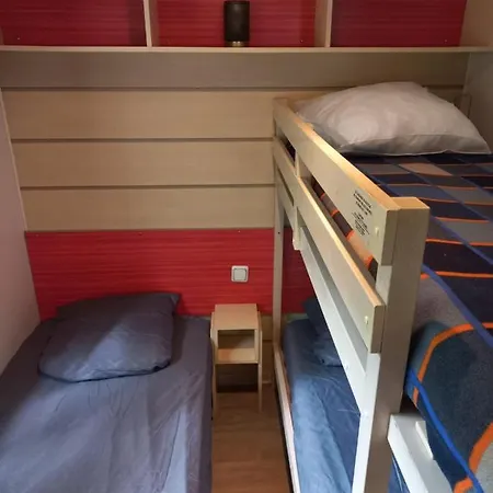 Campingplads Mobil-house 2 *
